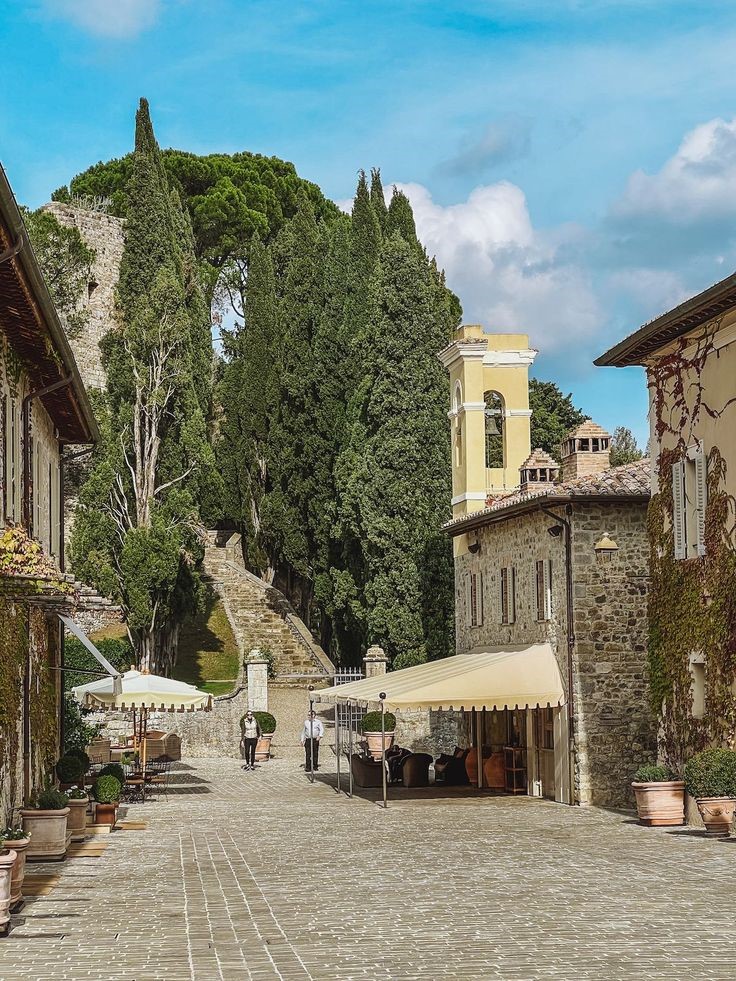 Tailored Brunello Lover Experience – Palazzo San Donato boutique stay