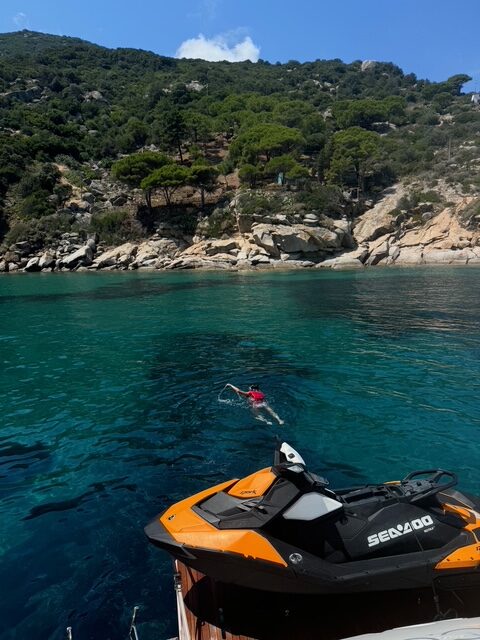 Tuscany archipelago boat day