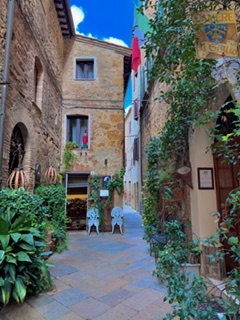 self-guided wine tasting Tuscany countryside